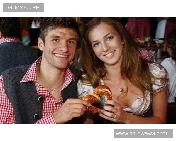 女生对足球明星的热爱背后隐藏的情感与魅力解析